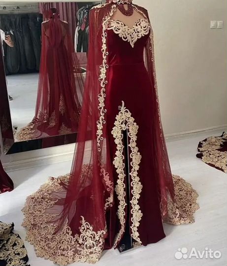 Атласное красное платье на выпускной