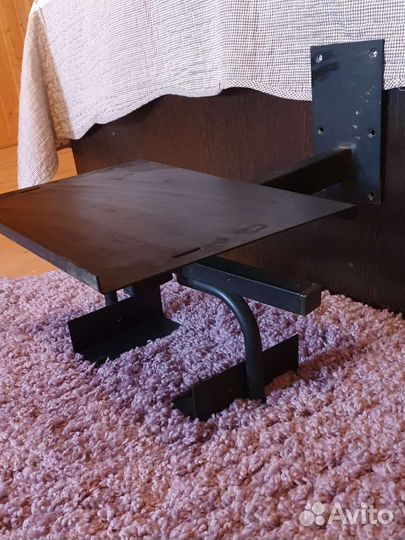 Подставка для телевизора