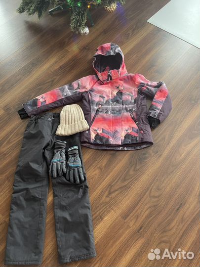 Куртка molo 134, штаны Outventure