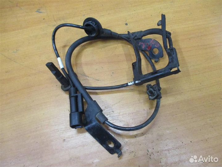 Датчик ABS передний Mitsubishi Lancer 10 (CX, CY)