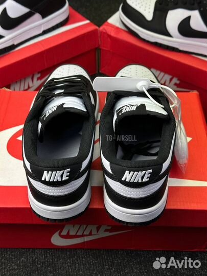 Nike dunk low black and white