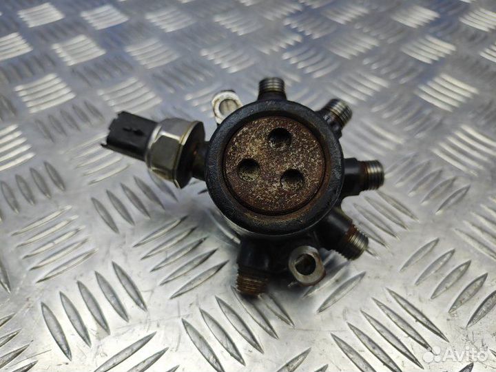 Рейка топливная (рампа) Ford Mondeo 4 MK4 1.8 ffba