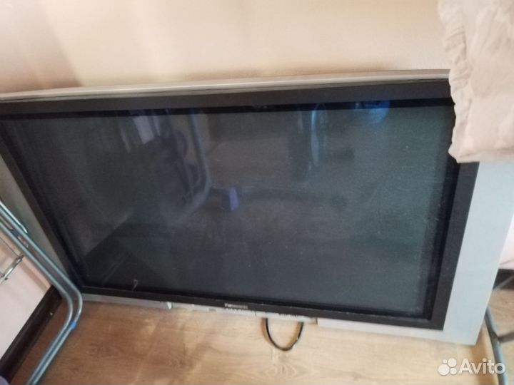 Плазменный телевизор panasonic