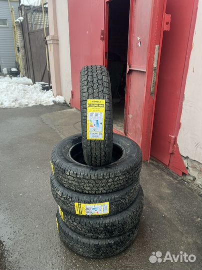 Sonix Loading Pro 195/75 R16 107R