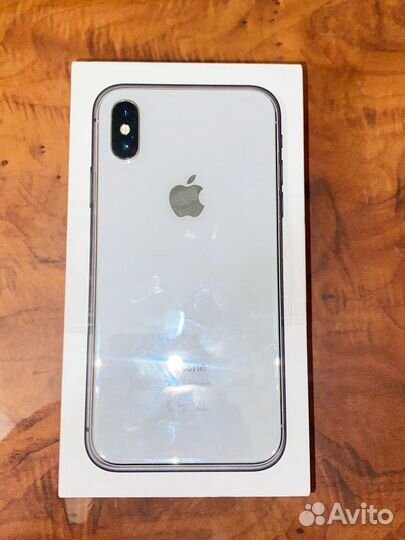 iPhone X, 256 ГБ