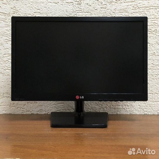 Монитор LG flatron 19en33s 1366х768