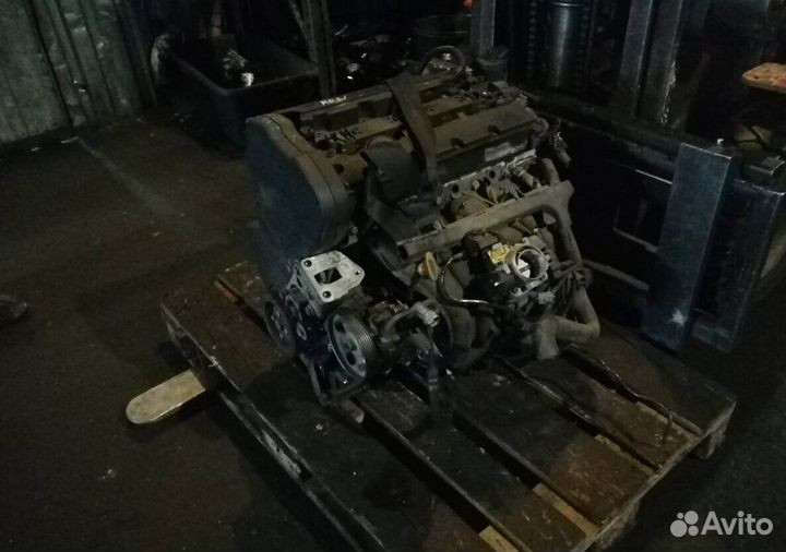 Двигатель Peugeot 406 2.0 RFN EW10J4