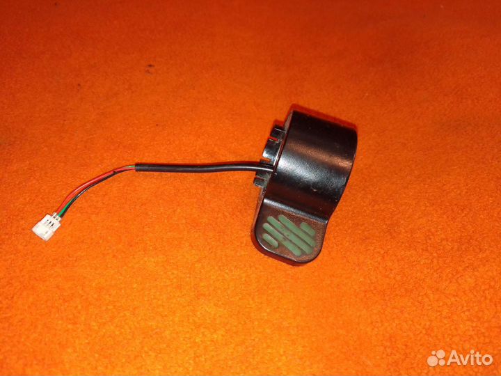 Курок газа самоката Ninebot ES