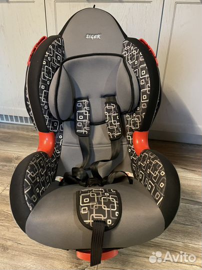 Кресло автомобильное Siger 9-18кг