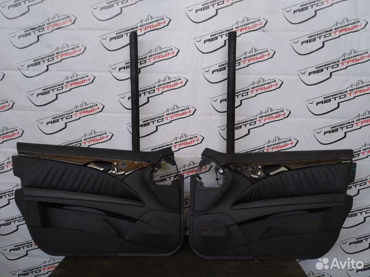 Обшивка двери mercedes E-class S211 передняя задня