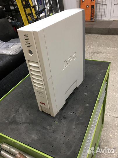 Ибп APC Back UPS RS 1000