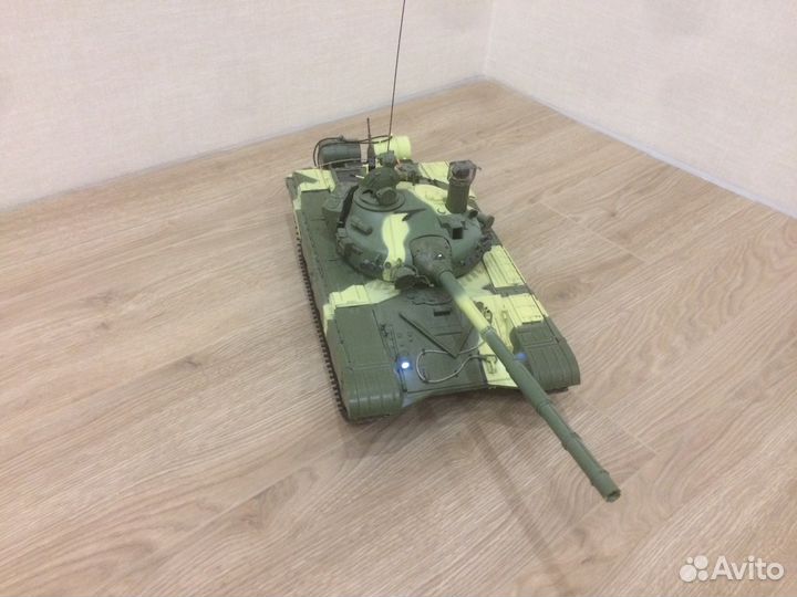 Модель танка т-72