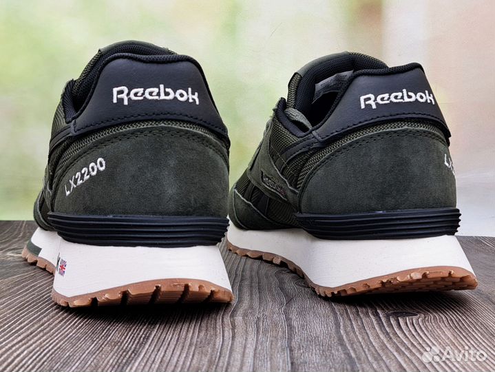 Кроссовки Reebok Classic LX2200 арт Б117