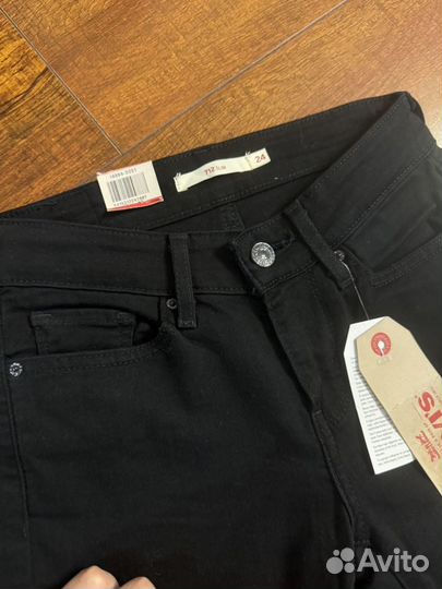 Джинсы levis 712 slim