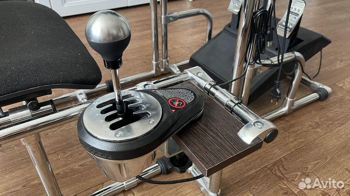 Руль Thrustmaster t300 Alcantara и шифтер TH8A
