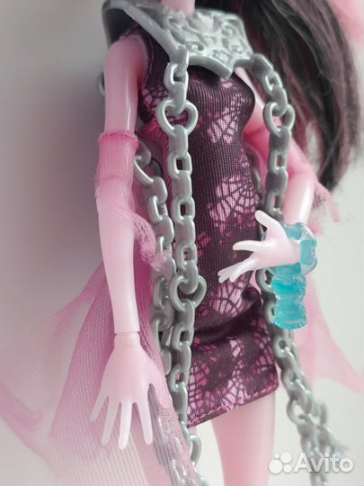 Monster High Дракулаура