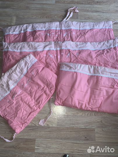 Бортики на кроватку