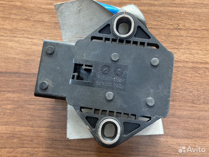 Датчик ускорения BMW X5 E53