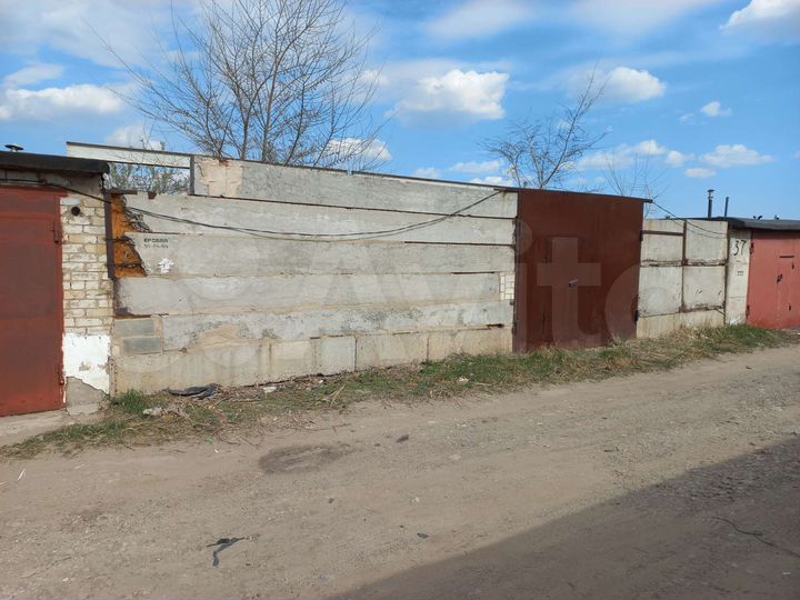 Гараж, > 30 м²