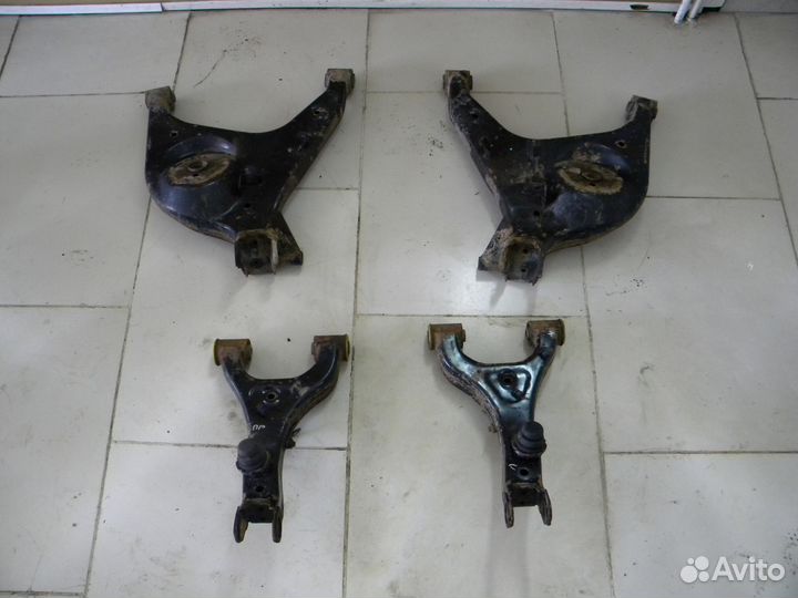 Рычаг задний LR Land Rover Range Rover 2008 год