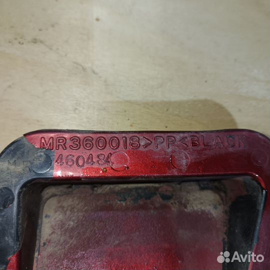 Вентиляционная решетка Mitsubishi Lancer 2005г