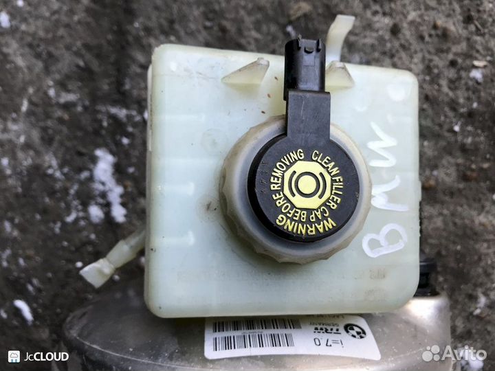 Главный тормозной цилиндр на BMW 5 series E60 525i