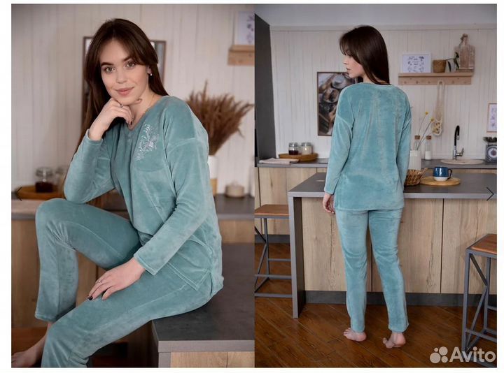 Велюровый костюм