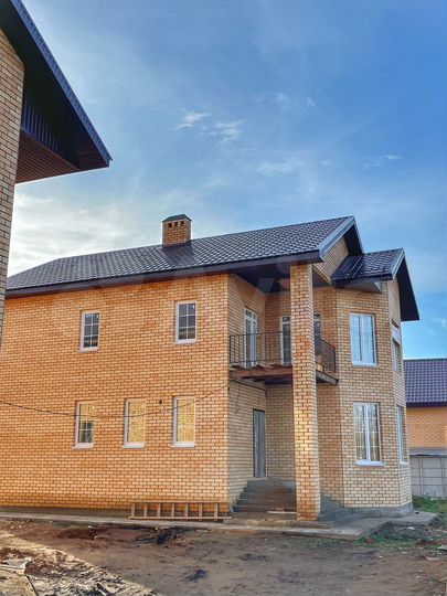 Коттедж 153 м² на участке 7,3 сот.