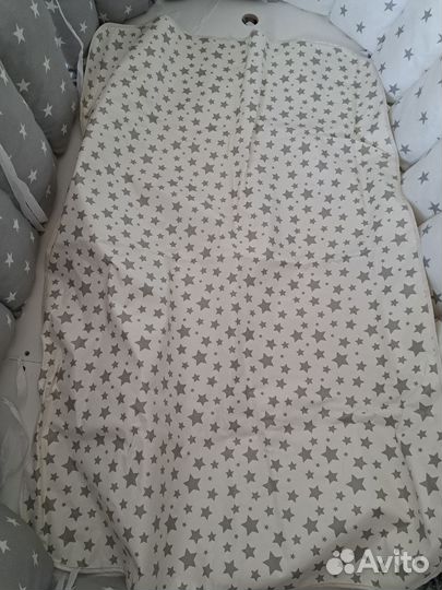 Бортики в детскую кроватку с одеялом