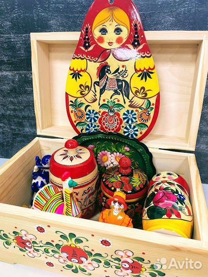 Сундучок «Народные промыслы России»