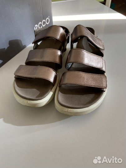 Бронь для Ирины сандалии экко