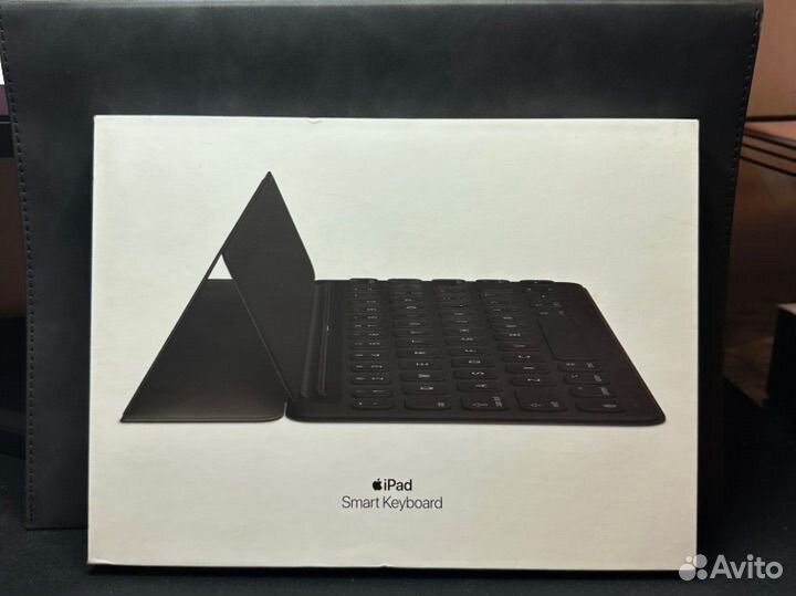 Клавиатура-чехол Apple SMART Keyboard 10,5 (RU)