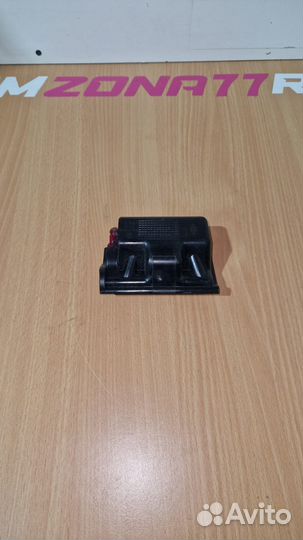 Пепeльница пepeдняя / Встaвкa пепельницы VW Passаt