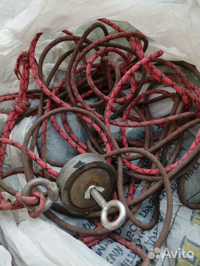 Поисковый магнит 