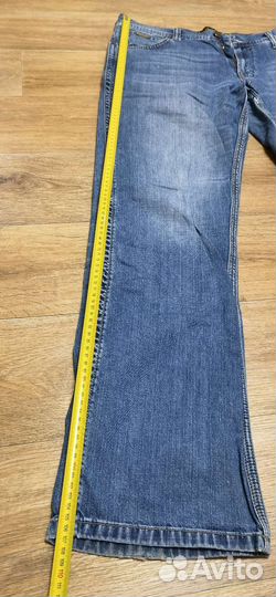 Джинсы wrangler