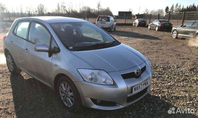 Toyota Auris 2008г на запчасти