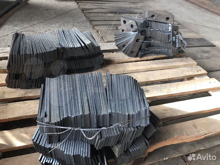 Запчасти для зернодробилок(Молотки,сита,оси)