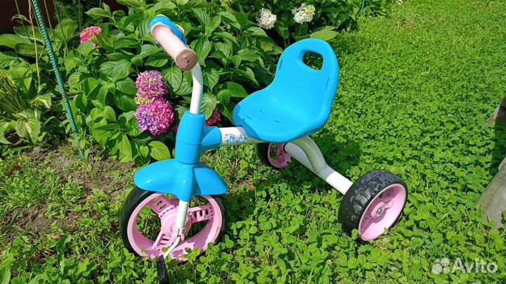 Детский трехколесный велосипед