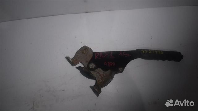 Рычаг стояночного тормоза KIA RIO I (DC) 2000-2005