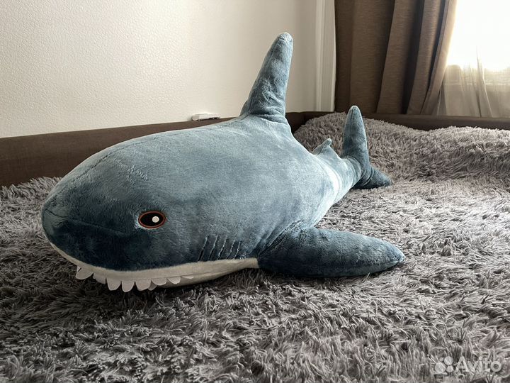 Акула плюшевая