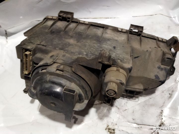 Фара на ford scorpio