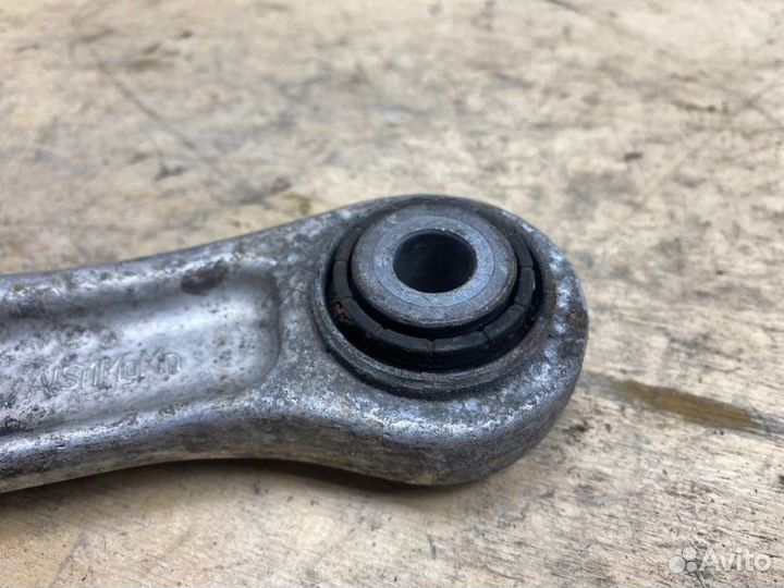 Рычаг подвески нижний задний Audi Q7 4L 2010