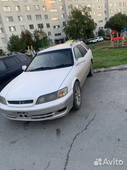 Toyota Mark II Wagon Qualis 2.2 AT, 1997, 381 000 км