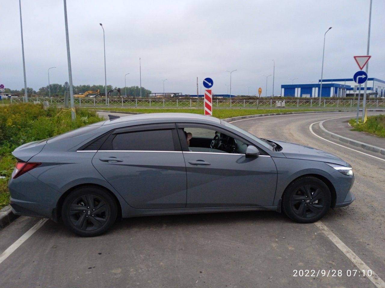 Hyundai Elantra: фото владельца
