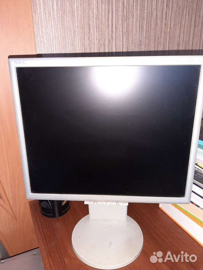 Монитор NEC