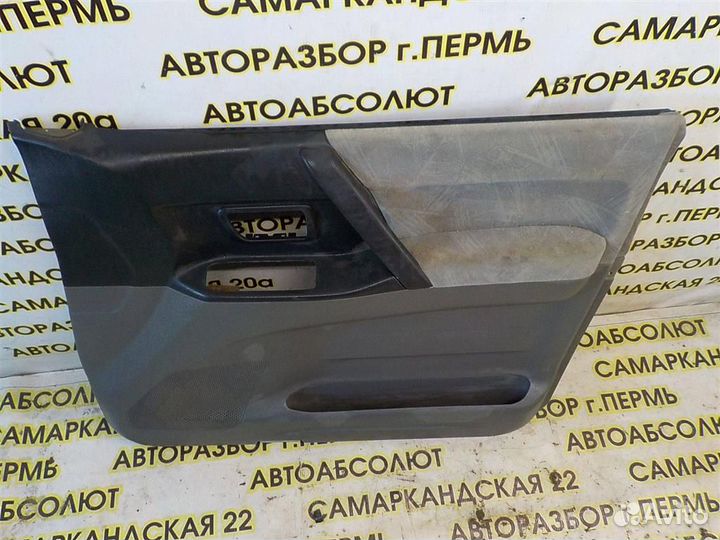 Обшивка двери передней правой Mitsubishi Pajero I