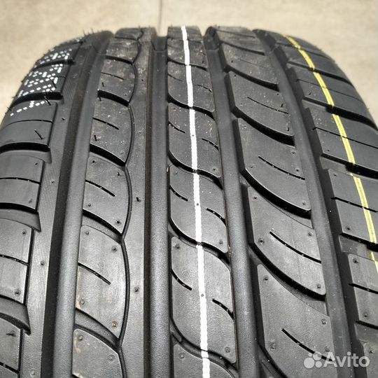 Compasal Smacher 235/45 R18 98W