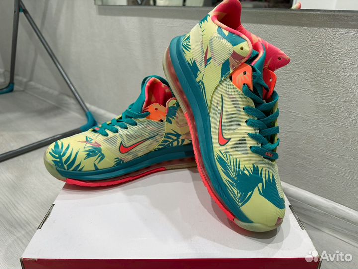 Кроссовки Nike LeBron 9 Low