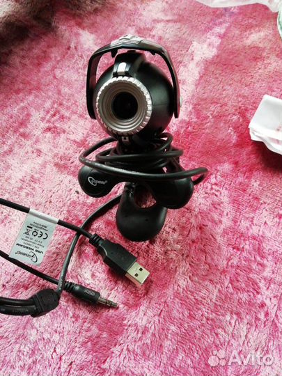 Веб-камера Genius