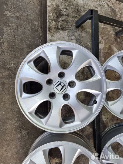 Диски литые r16 5x114.3 Honda